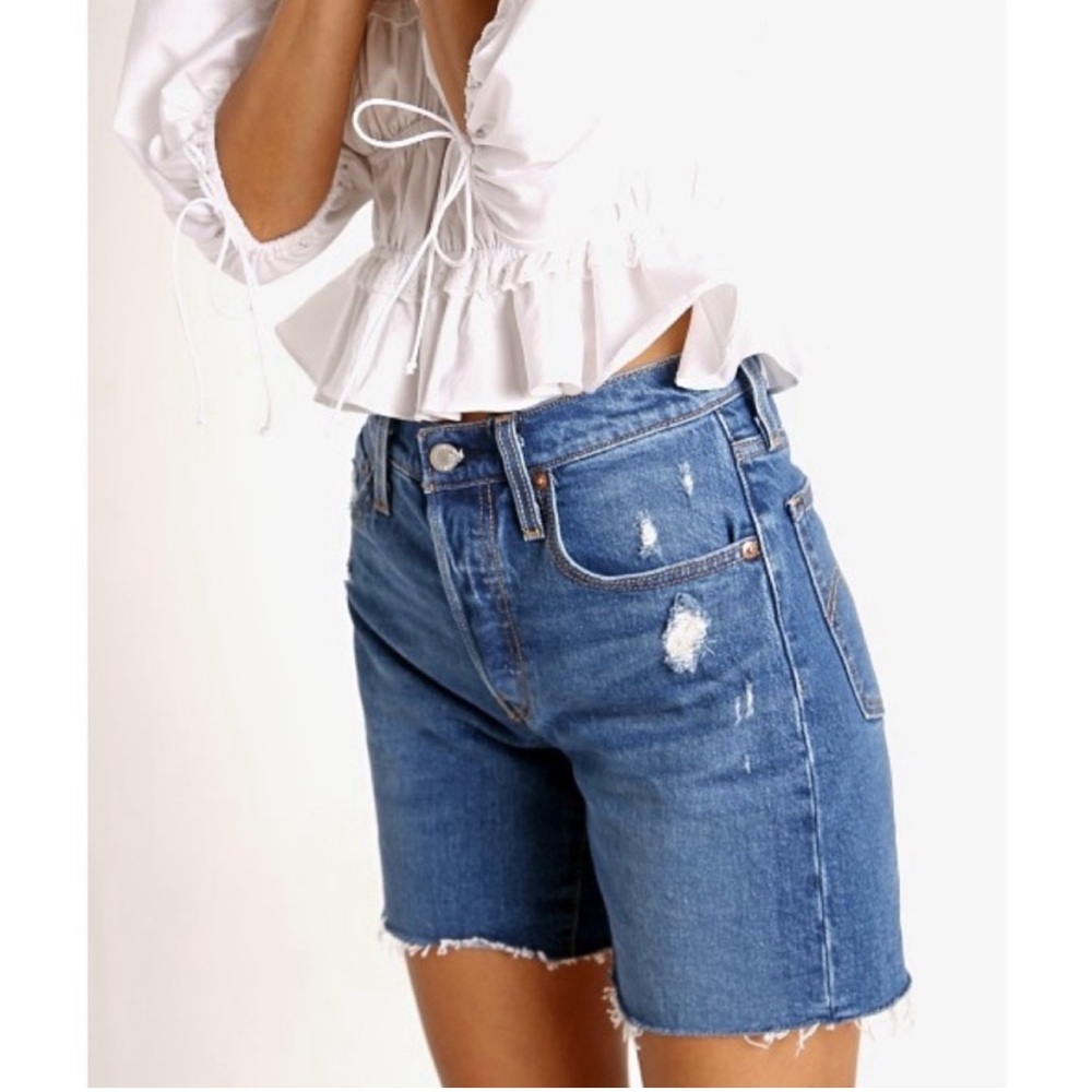 Levis 501 mid thigh short Charleston picks 31 6”